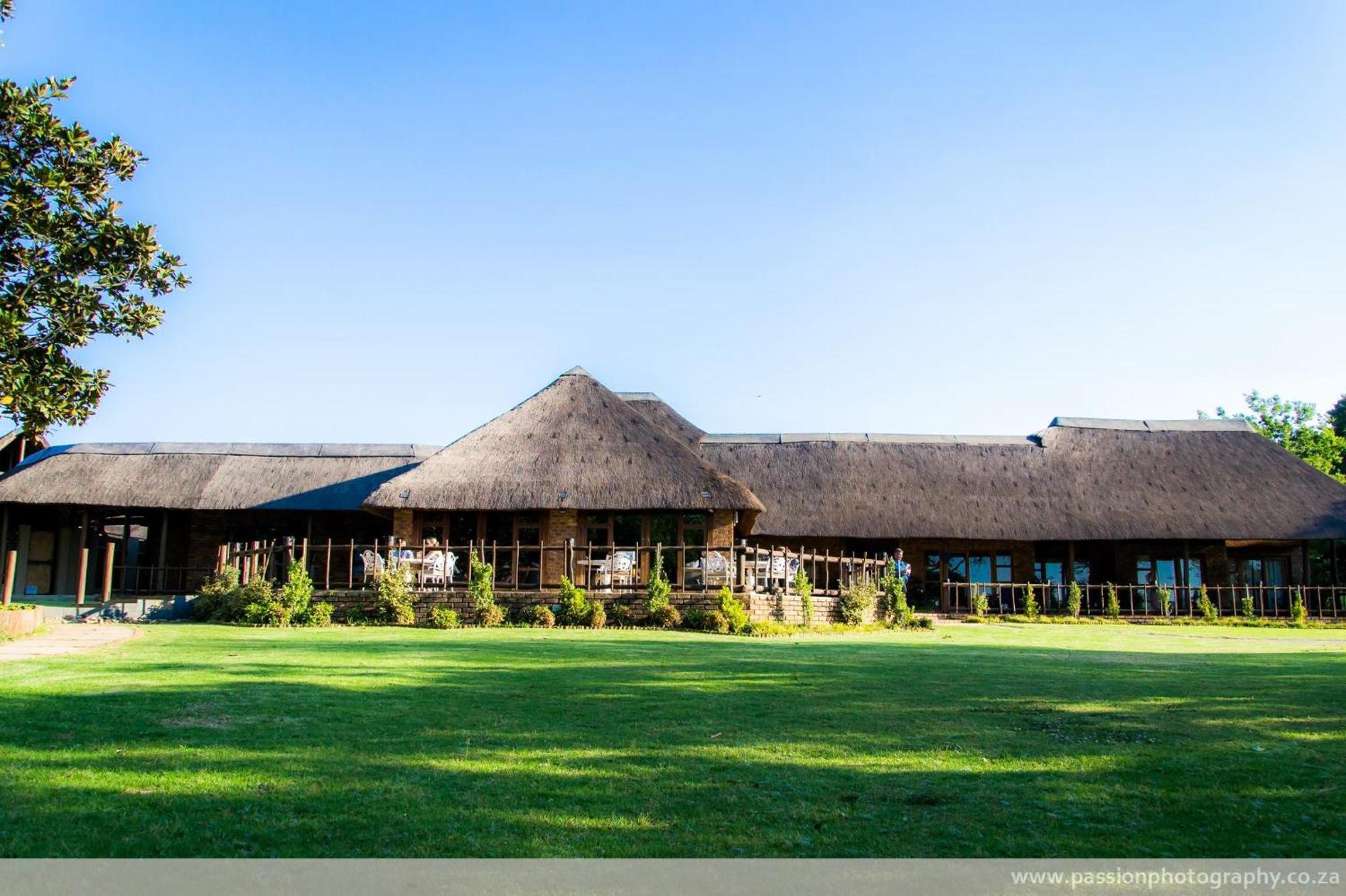Nkanga Lodge Accommodation & Venue เคมป์ตัน พาร์ค ภายนอก รูปภาพ